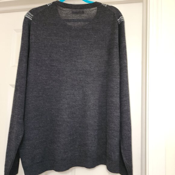 Apt 9 Sweater - Picture 2 of 2